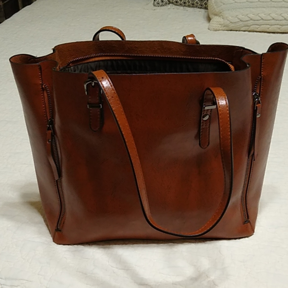 The perfect tote!!!!!